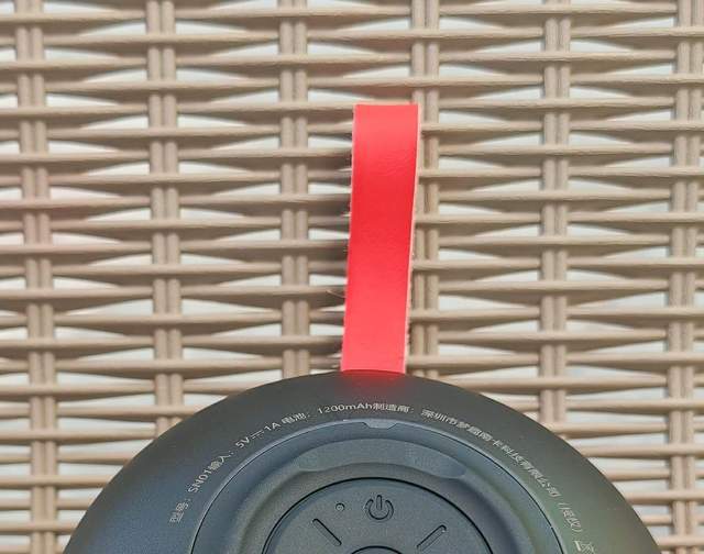 声西圣便携蓝牙小音箱上手简评凯发天生赢家还原自然音场的美(图1)